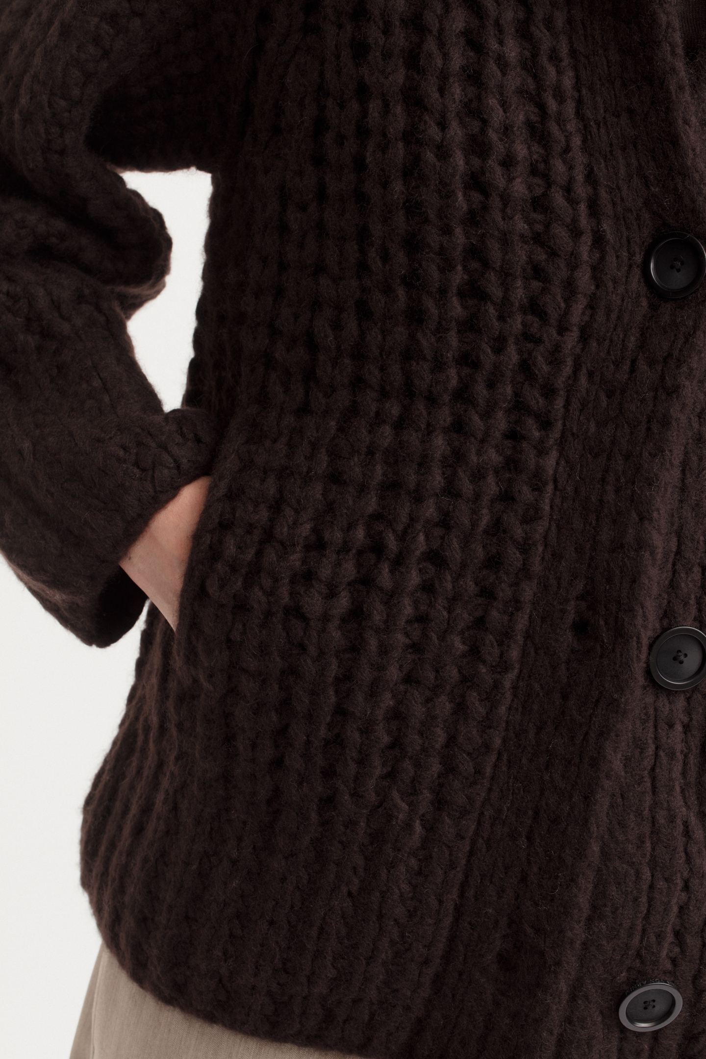 Handknitted Cashmere | Iris von Arnim